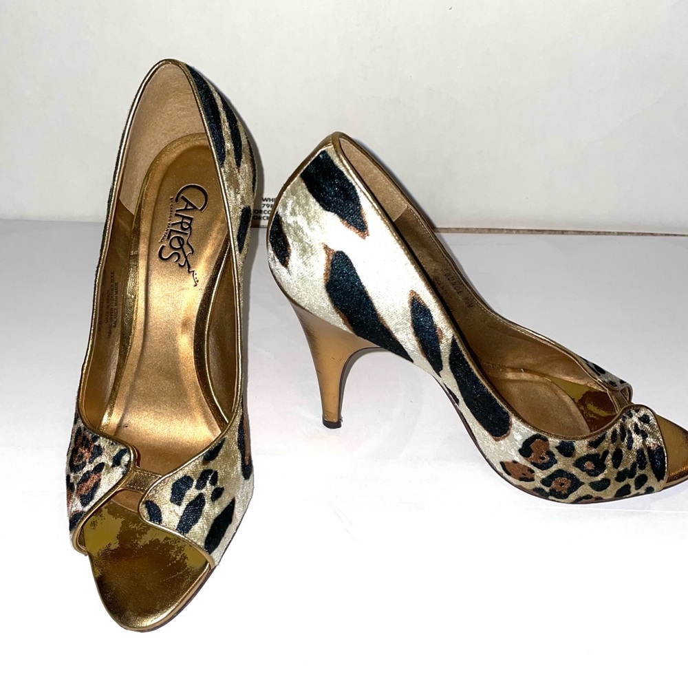 Carlos Santana velvet leopard open toe , 4.5" ￼metallic heel. VG condition.8.5